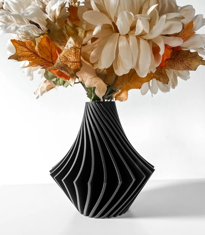 3D-Vase „Vamio“ – Dynamik in Design gegossen