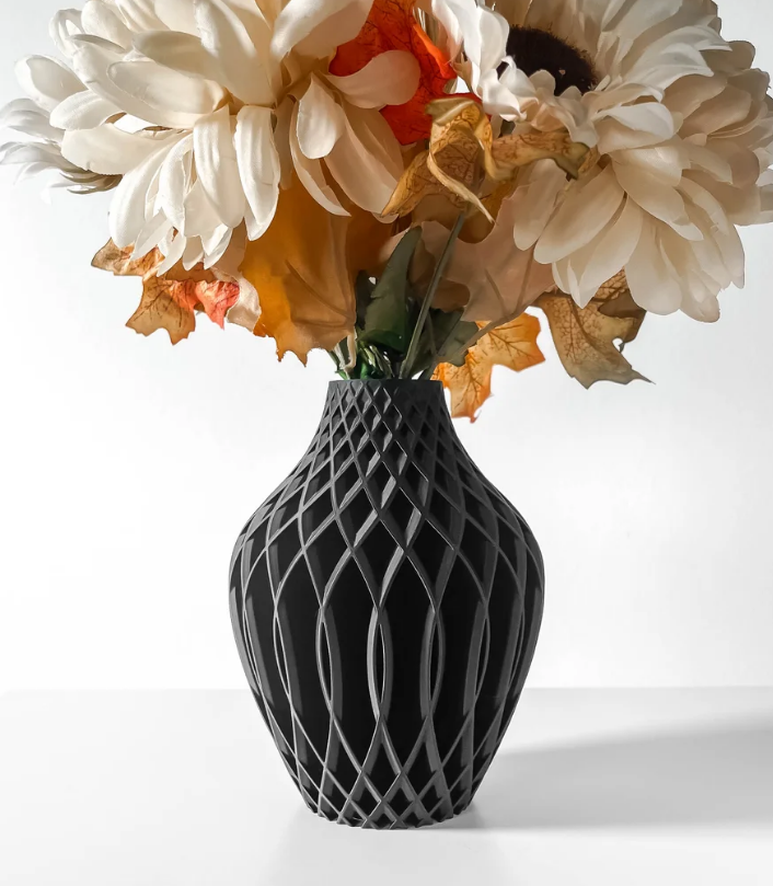 Vase „Vika-Vase“ – Eleganz trifft auf Geometrie