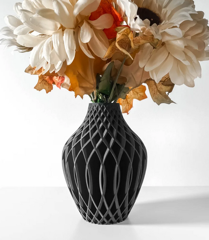 Vase „Vika-Vase“ – Eleganz trifft auf Geometrie