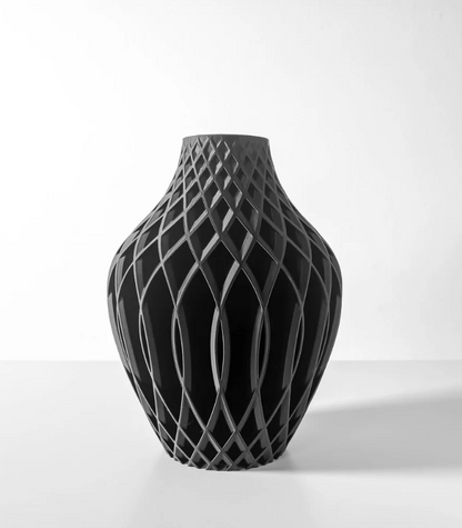Vase „Vika-Vase“ – Eleganz trifft auf Geometrie