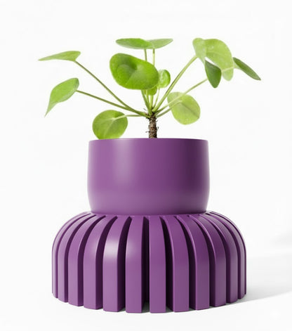 Der Karis – Skulpturaler 3D-Pflanztopf mit modernem Rippendesign