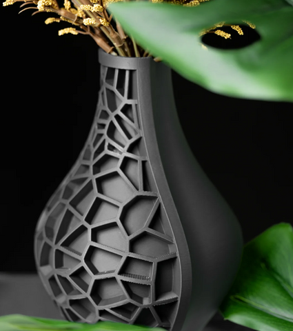 Vase „Vori Flower Vase“ – Geometrische Eleganz trifft moderne Kunst