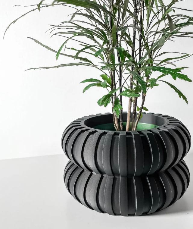 Wali 3D Pflanztopf – Skulpturales Volumen mit futuristischer Textur