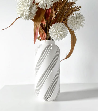 Vase „Alin“ – Dynamik trifft Präzision