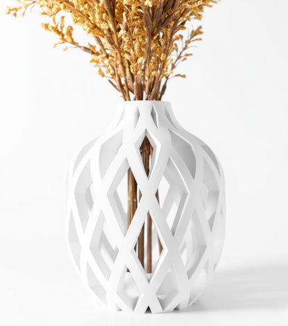 Vase „Adani-Vase“ – Kunstvoll verschlungen, modern interpretiert