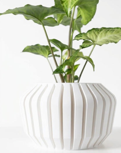 Vaki Pflanztopf – 3D-Faltkunst im Facetten-Look
