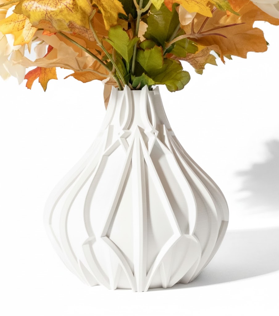 Vase „Arvin-Vase“ – Kunstvolle Dynamik in Form