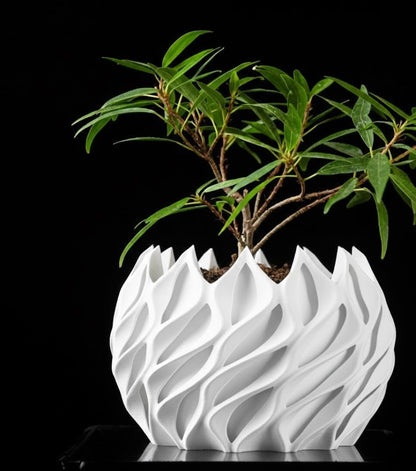 Gedrehter – Der skulpturale 3D-Pflanztopf in Bewegung