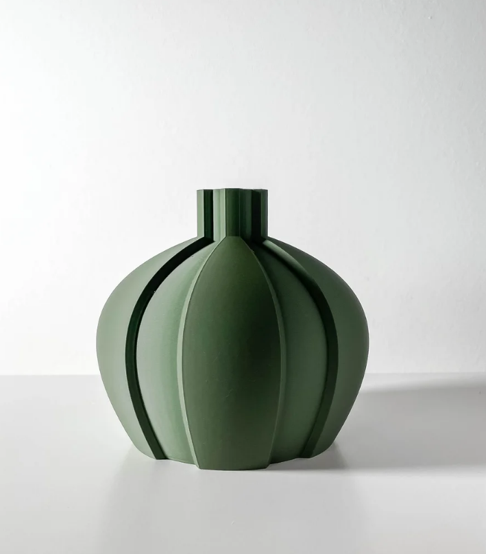 Vase „Yomu Short Vase“ – Minimalismus trifft organische Form