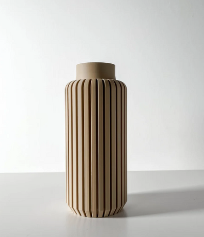 Vase „Yuso-Vase“ – Klare Linien, starker Ausdruck