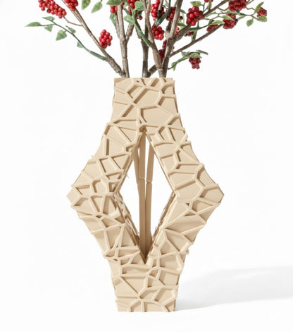 Vase „Avari-Vase“ – Geometrie trifft auf Eleganz