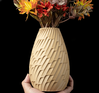 Vase "Tavon" – 3D-gedruckte Kunst mit rhythmischer Textur