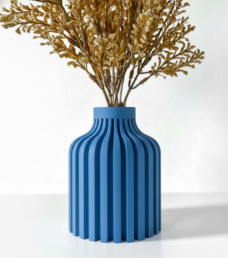 Vase „Alik“ – Klare Linien, sanfte Silhouette