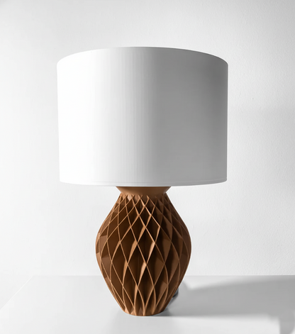 „Konio Tischleuchte – elegante 3D-Struktur für stilvolle Räume“