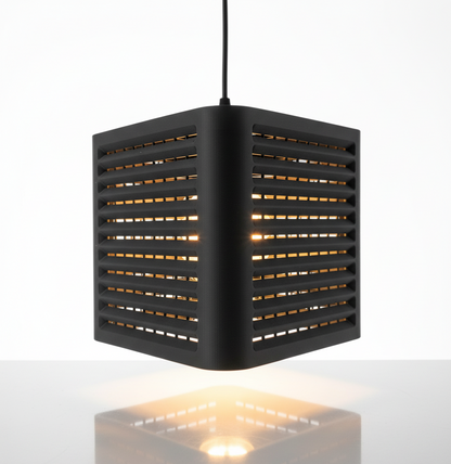 "Coro" – 3D-gedruckte Designleuchte mit klarer Linienführung und moderner Struktur