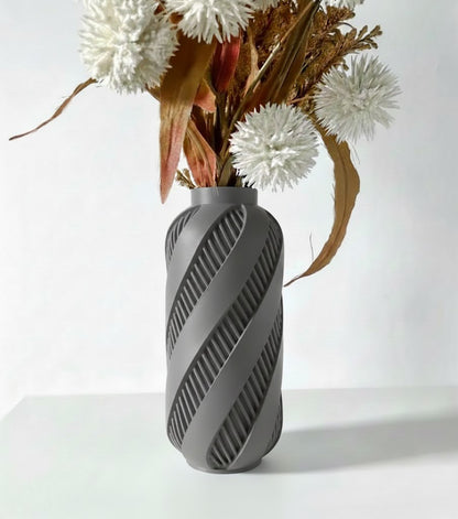 Vase „Alin“ – Dynamik trifft Präzision