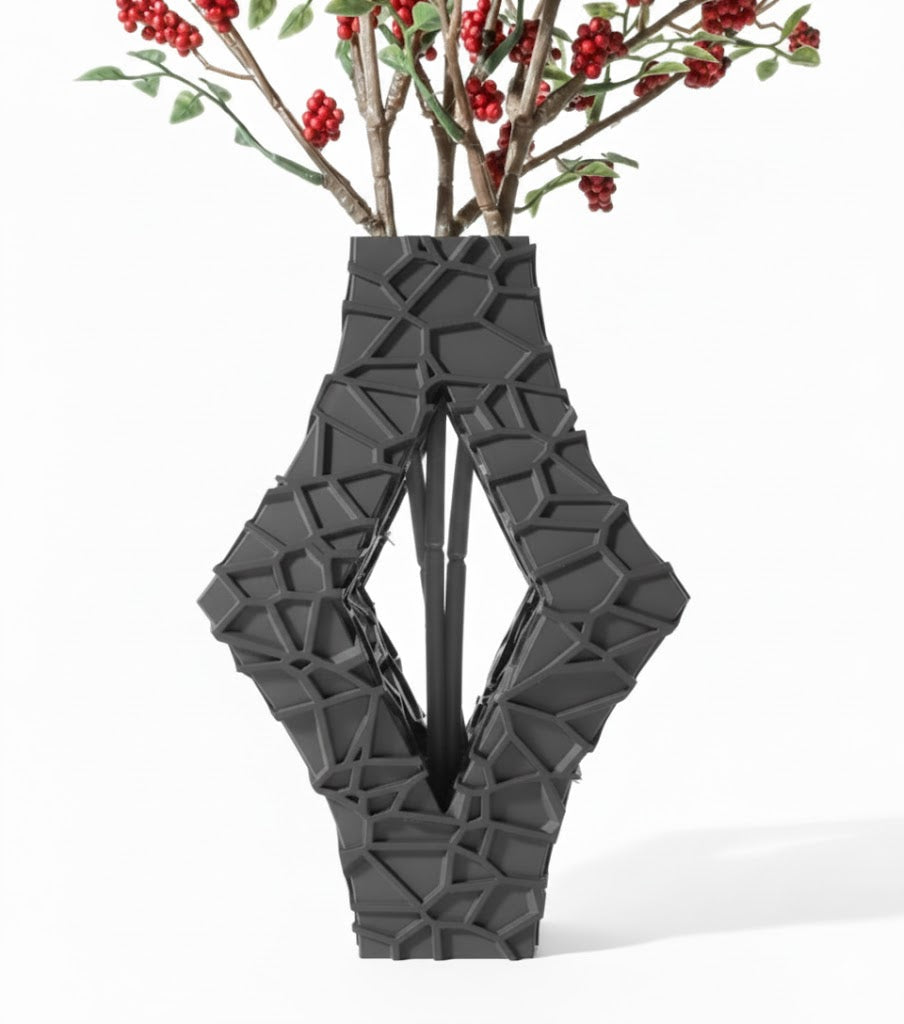 Vase „Avari-Vase“ – Geometrie trifft auf Eleganz