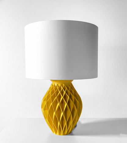 „Konio Tischleuchte – elegante 3D-Struktur für stilvolle Räume“