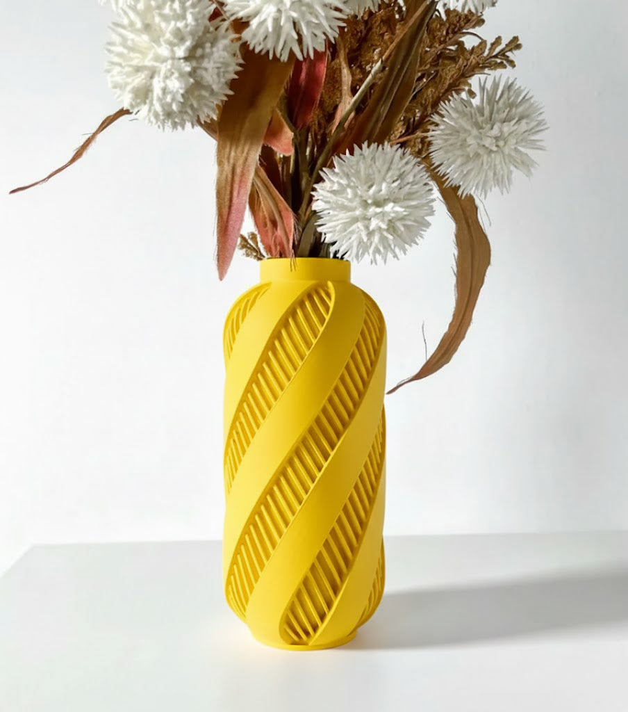 Vase „Alin“ – Dynamik trifft Präzision