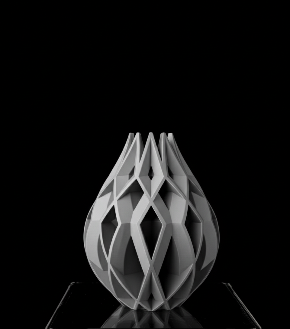 Vase "Von Flower" – Geometrische Eleganz in Blütenform