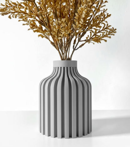 Vase „Alik“ – Klare Linien, sanfte Silhouette