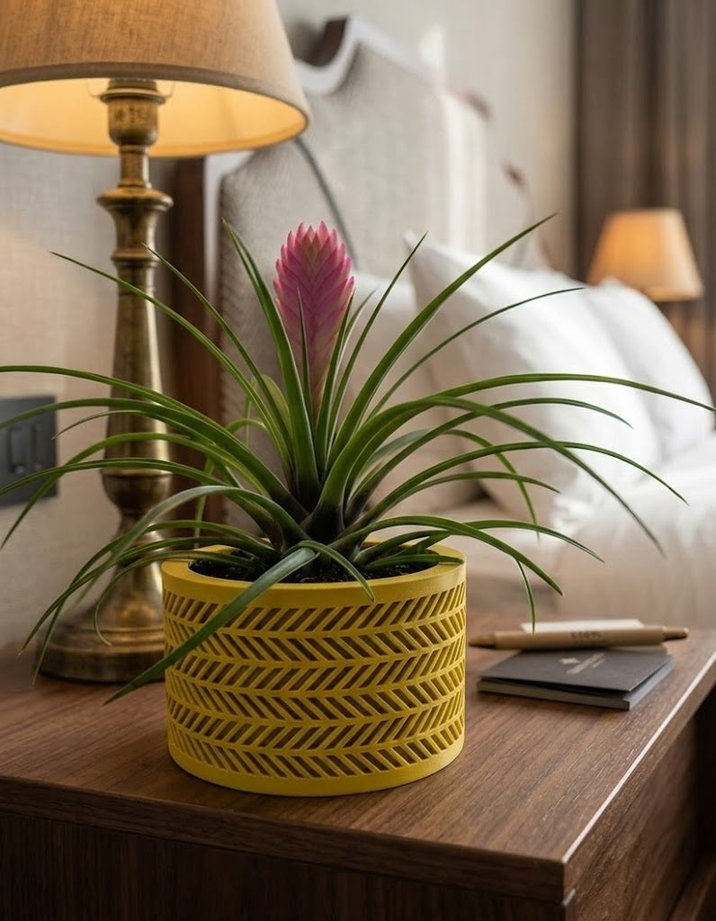 Quen Pflanztopf – Zeitloser 3D-Pflanztopf mit markanter Chevron-Struktur