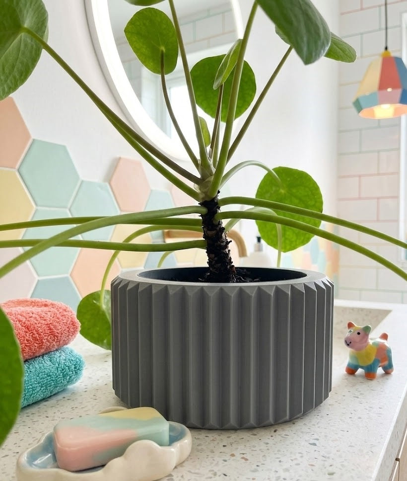 Rilas Pflanztopf – Eleganter 3D-Pflanztopf mit klarer Linienstruktur