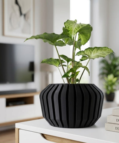 Vaki Pflanztopf – 3D-Faltkunst im Facetten-Look