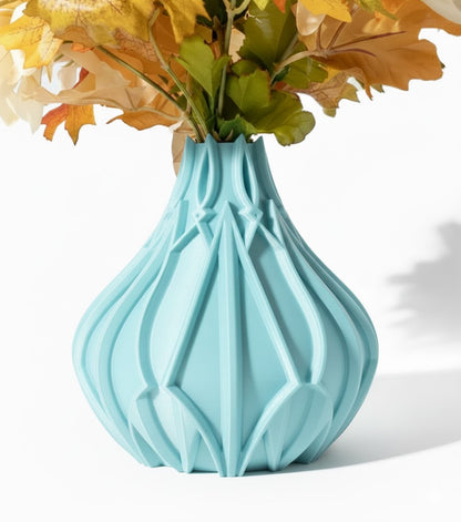 Vase „Arvin-Vase“ – Kunstvolle Dynamik in Form
