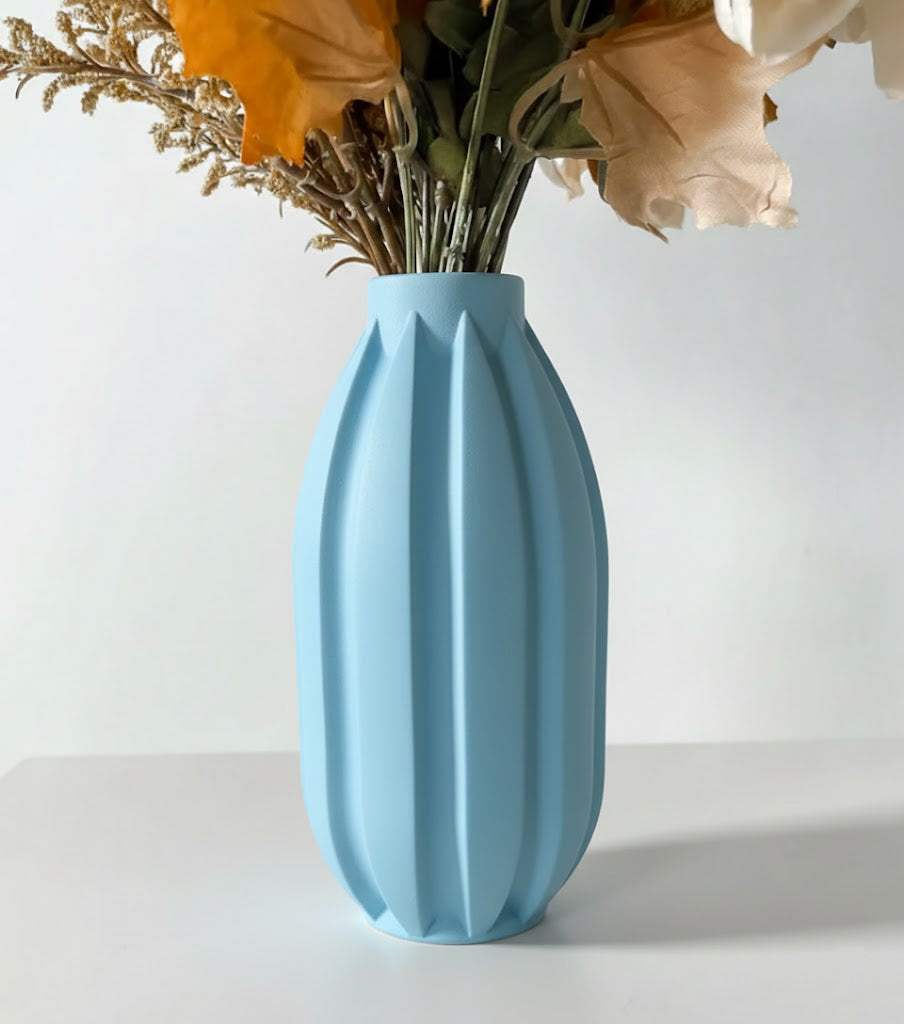 Vase „Akin“ – Geradlinig. Klar. Ausdrucksstark.