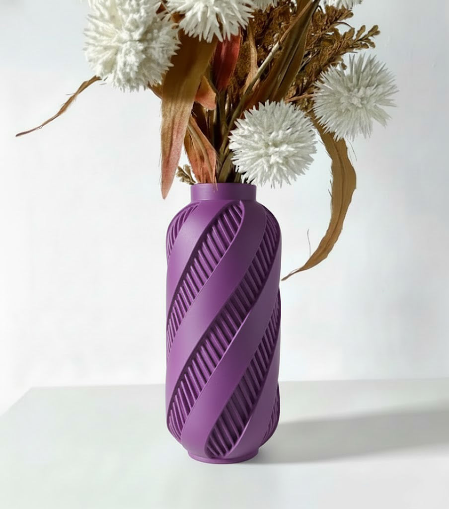 Vase „Alin“ – Dynamik trifft Präzision