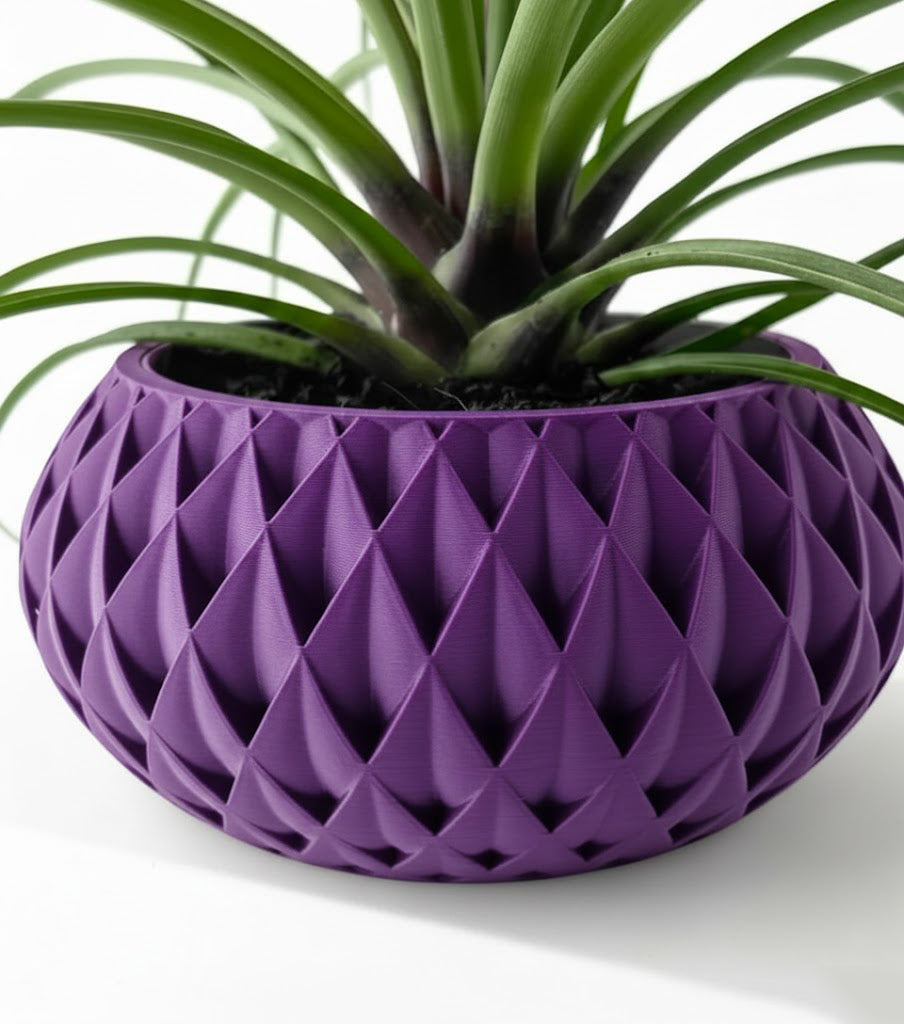 Cinor Pflanztopf – Skulpturaler 3D-Pflanztopf mit facettenreichem Diamantmuster