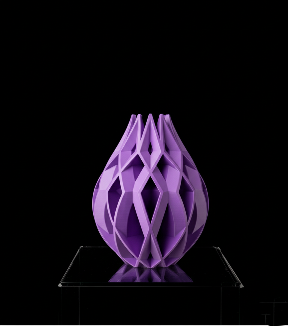 Vase "Von Flower" – Geometrische Eleganz in Blütenform