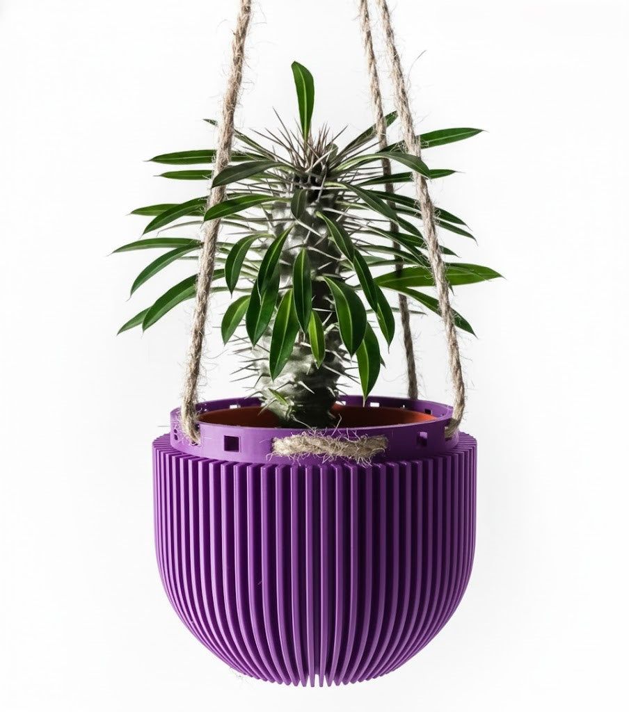 Der Jani – Skulpturaler 3D-Hängepflanztopf für schwebende Urban-Jungle-Looks