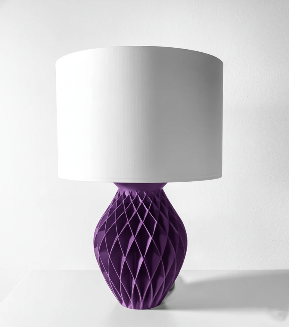 „Konio Tischleuchte – elegante 3D-Struktur für stilvolle Räume“