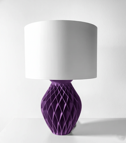 „Konio Tischleuchte – elegante 3D-Struktur für stilvolle Räume“