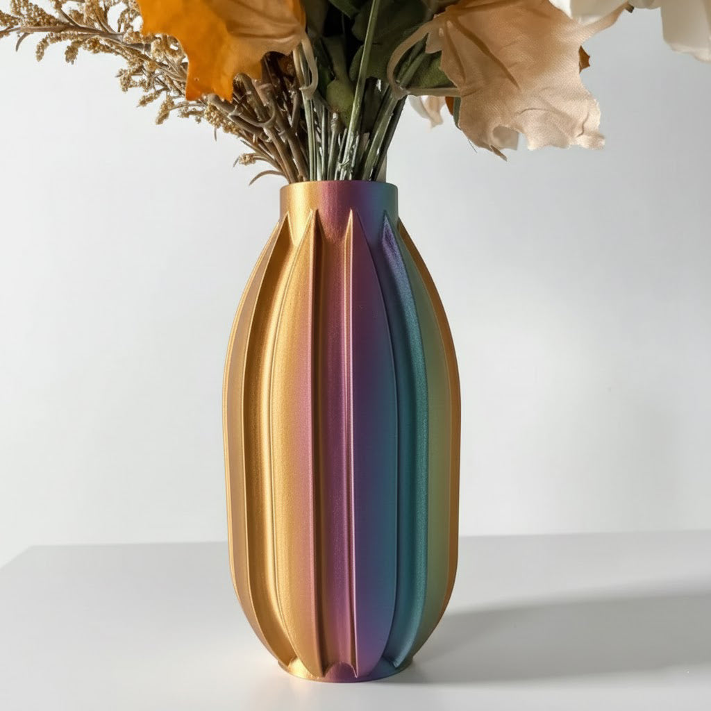 Vase „Akin“ – Geradlinig. Klar. Ausdrucksstark.