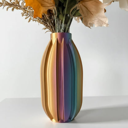 Vase „Akin“ – Geradlinig. Klar. Ausdrucksstark.