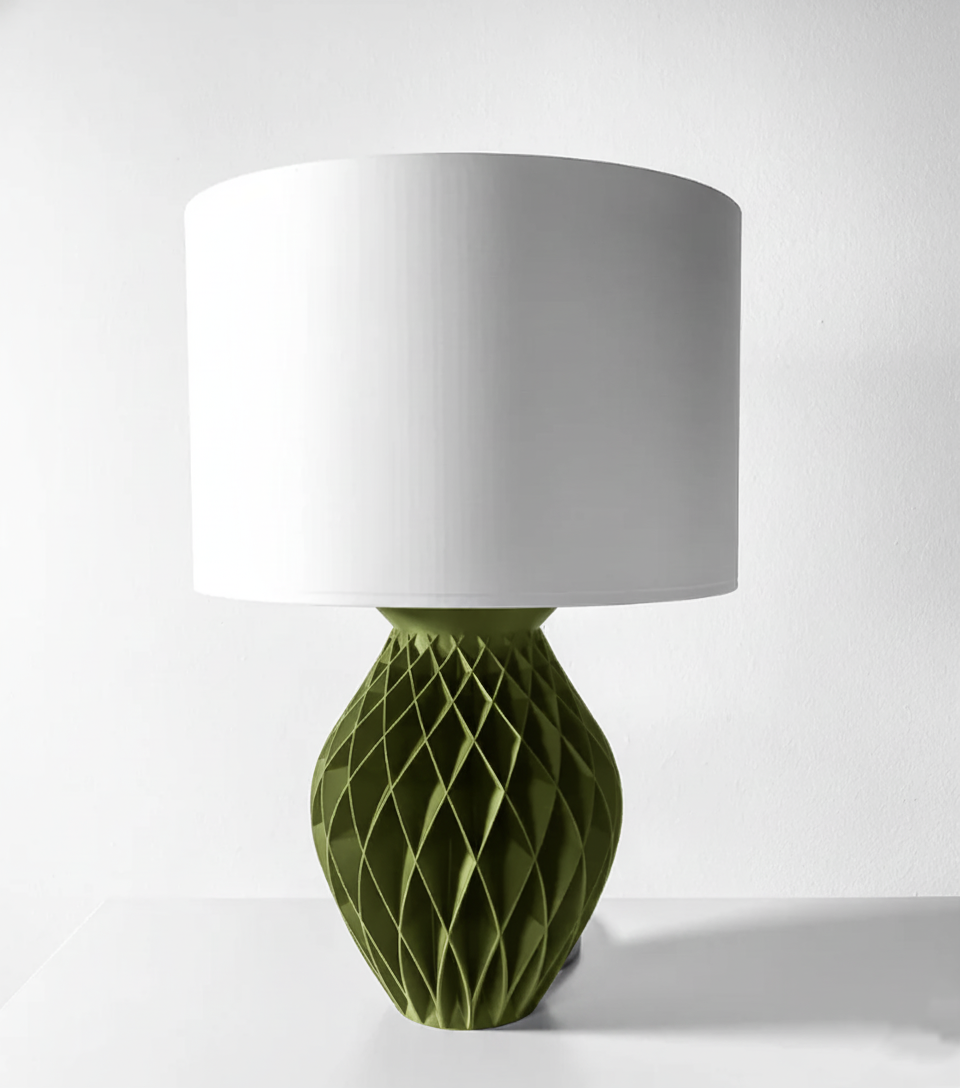 „Konio Tischleuchte – elegante 3D-Struktur für stilvolle Räume“