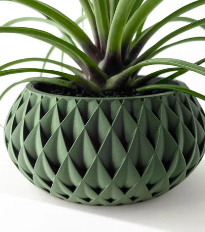 Cinor Pflanztopf – Skulpturaler 3D-Pflanztopf mit facettenreichem Diamantmuster