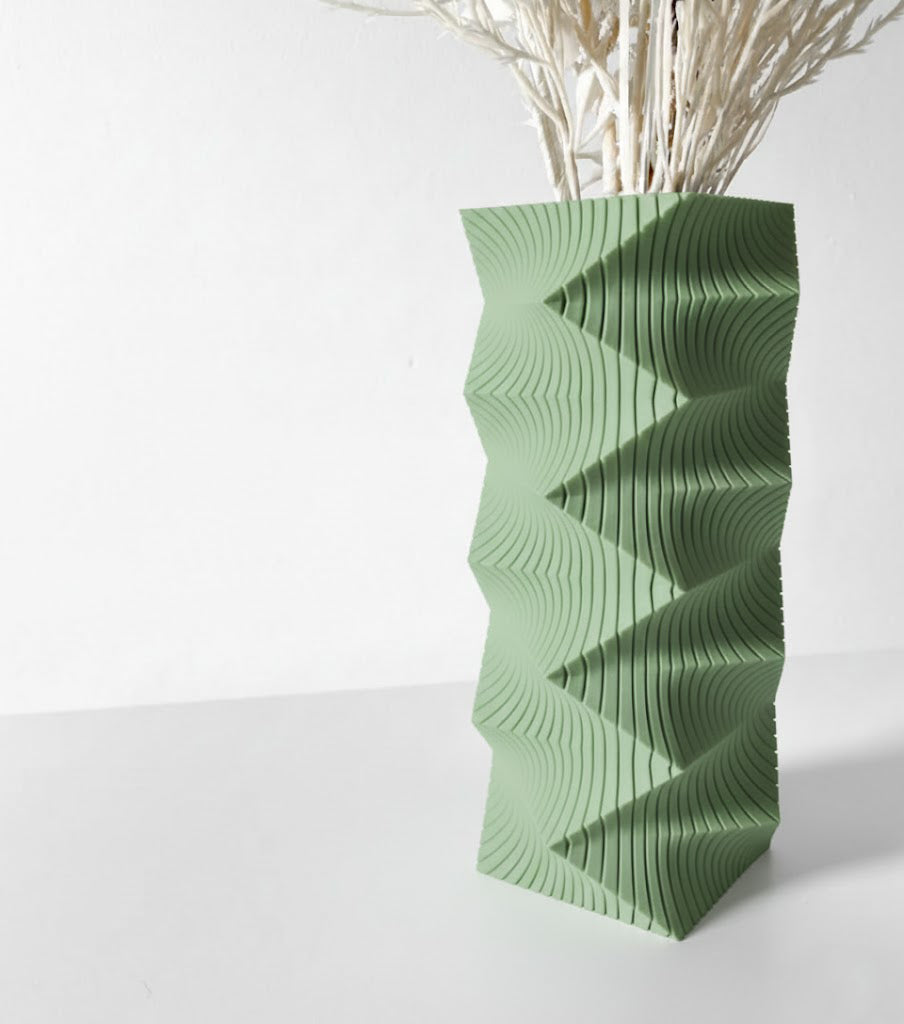 Vase „Anio-Vase“ – Ein Spiel aus Linien und Dynamik