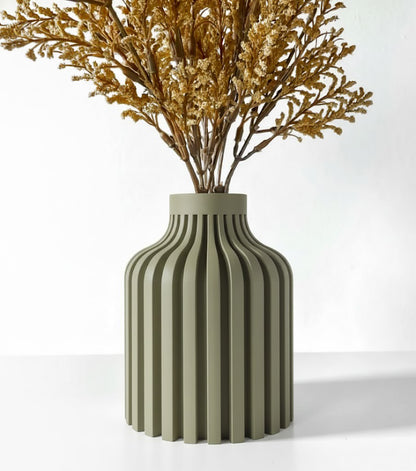 Vase „Alik“ – Klare Linien, sanfte Silhouette