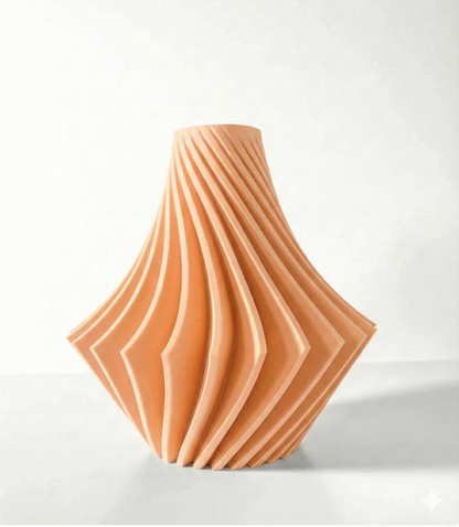 Vase „Vamio“ – Dynamik in Design gegossen