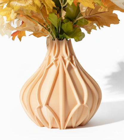 Vase „Arvin-Vase“ – Kunstvolle Dynamik in Form