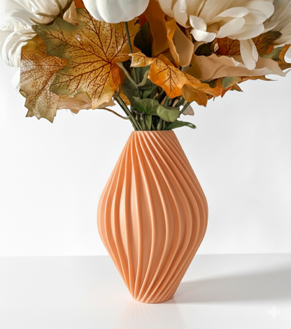 Vase „Vati-Vase“ – Organische Bewegung in skulpturalem Design
