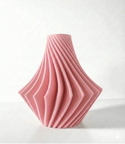 Vase „Vamio“ – Dynamik in Design gegossen