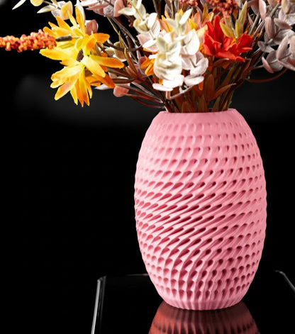 Vase „Burrow Flower Vase" – Dynamik in Struktur