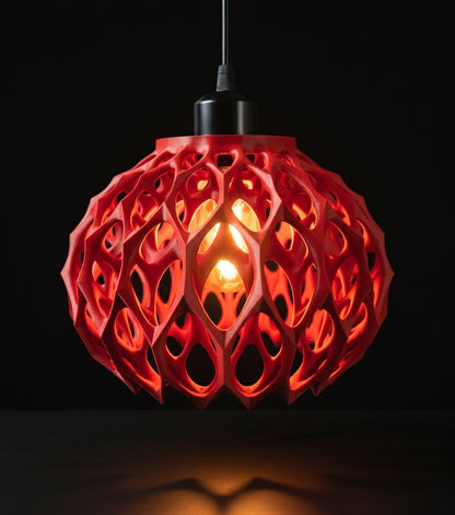 "Invader Pendant" – Lichtskulptur für moderne Räume