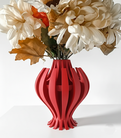 Vase „Nemesis“ – Organische Dynamik in skulpturaler Form
