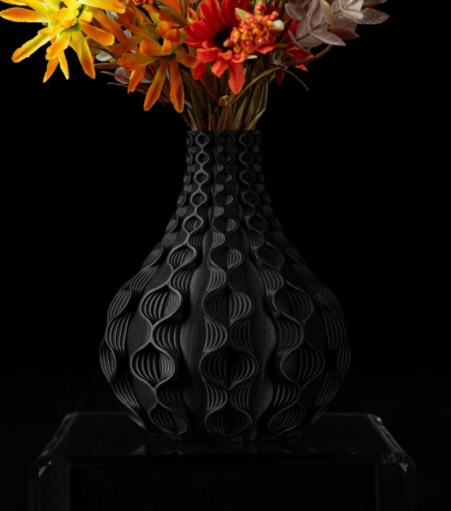 Vase "Bloom Flower Vase" – florale Harmonie in Form gebracht